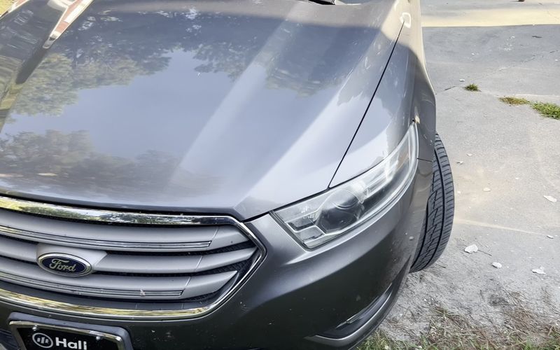 Ford Taurus