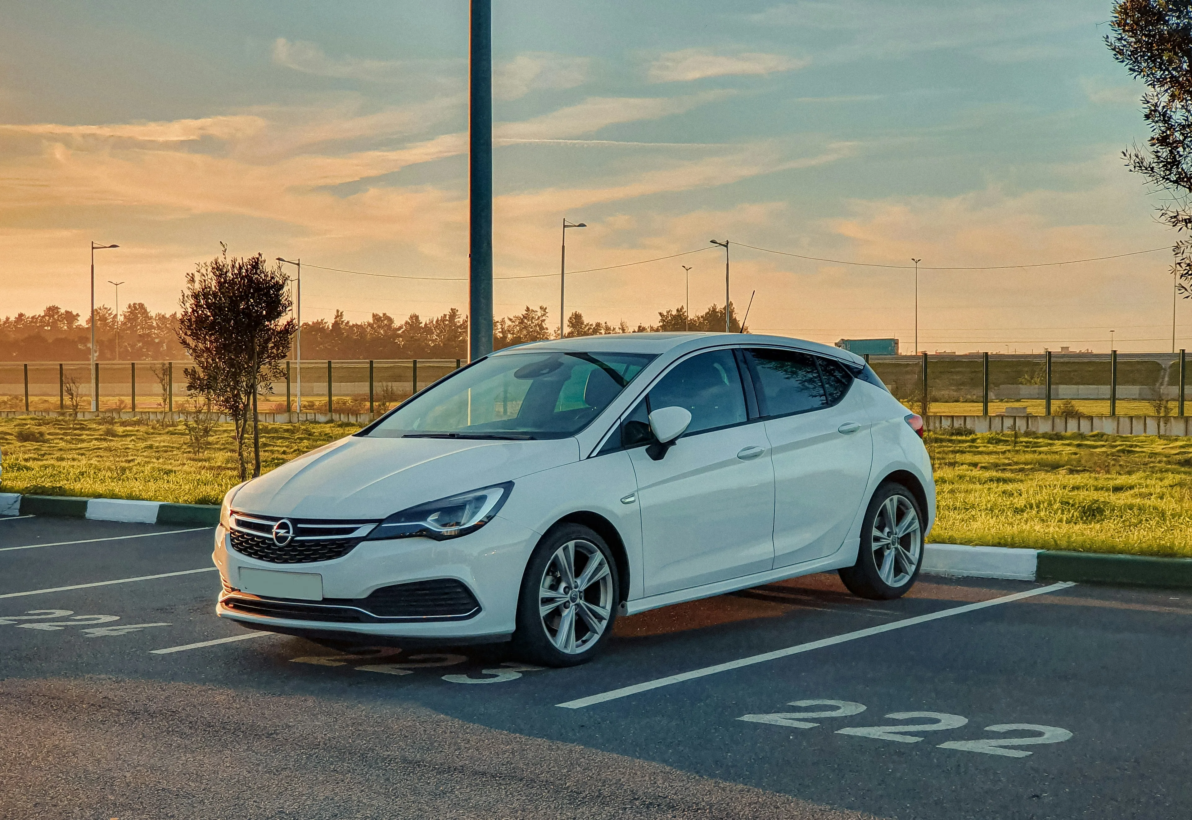Unlocking Hidden Potential: Opel Tuning – Chips and Throttle Tweaks